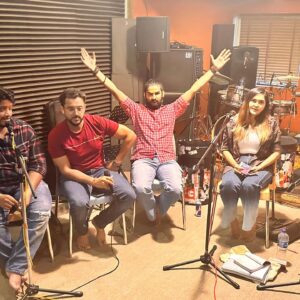 Divya Kumar Instagram - We had A Great Artists percussionist musicians @hanifaslam_official @hanifaslam_officia @aslidivyakumar l and his band rehearse with us and boy, were we happy with what we heard. Have you cheked out their livestreams and releases yet? At BoomBay JamPad 

.
.
.
.
.
.#livemusic #livemusicrocks #livemusicphotography #livestreaming #livestream #livestreamer #livestreamconcert #rehearsal #rehearsals #rehearsalstudio #rehearsalroom #jampad #jamroom #jamroomstudio #jamroomlive #mumbaimusicians #mumbaimusic #mumbaimusicscene #boombayjampad #bandrehearsal #bandrehearsals #bandrehearsalstudio #bandrehearsalstudios #photographychallenge� #photochallenge�