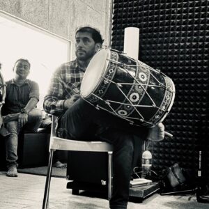 Divya Kumar Instagram - We had A Great Artists percussionist musicians @hanifaslam_official @hanifaslam_officia @aslidivyakumar l and his band rehearse with us and boy, were we happy with what we heard. Have you cheked out their livestreams and releases yet? At BoomBay JamPad 

.
.
.
.
.
.#livemusic #livemusicrocks #livemusicphotography #livestreaming #livestream #livestreamer #livestreamconcert #rehearsal #rehearsals #rehearsalstudio #rehearsalroom #jampad #jamroom #jamroomstudio #jamroomlive #mumbaimusicians #mumbaimusic #mumbaimusicscene #boombayjampad #bandrehearsal #bandrehearsals #bandrehearsalstudio #bandrehearsalstudios #photographychallenge� #photochallenge�