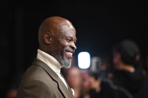 Djimon Hounsou Instagram - Reunited with this incredible cast and crew last week to celebrate Rebel Moon Part 2: The Scargiver 🙏🏿 Coming to Netflix April 19.

Styling by @cheryl_konteh