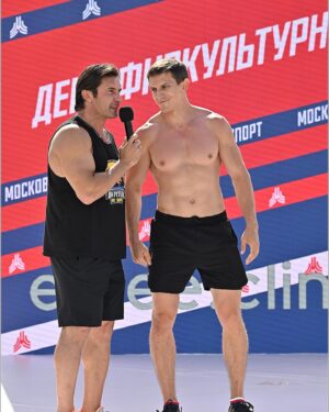 Dmitriy Yashankin Instagram - Отличный праздник получился !!!!

Спасибо всем !!!

Атлеты, судьи, волонтеры, гости, тренеры, титаны , детки, семьи , друзья, партнеры !!!!

Круто было!!!!

Фотографии @alex_chepurnyak по  ссылке в шапке профиля