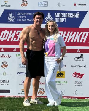 Dmitriy Yashankin Instagram - Отличный праздник получился !!!!

Спасибо всем !!!

Атлеты, судьи, волонтеры, гости, тренеры, титаны , детки, семьи , друзья, партнеры !!!!

Круто было!!!!

Фотографии @alex_chepurnyak по  ссылке в шапке профиля
