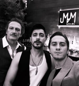 Doğaç Yıldız Instagram - #UMAMİ dump 🍸 ve hiçbir kareye sığmayacak bir sürü anı daha …

good job guys 🔪