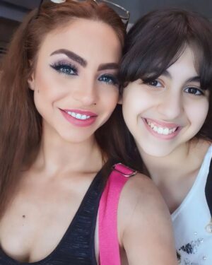 Dolly Shaheen Instagram - Ana w habibty in our vacation... 
#dollyshahine #دولي_شاهين #دوللي_شاهين