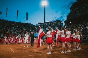 Dominic Thiem Instagram - Liebes Kitzbühel und liebes Generali Open! 🇦🇹
Ich möchte mich noch einmal von ganzem Herzen beim gesamten Team und bei jedem einzelnen Fan bedanken!

Ihr habt mein letztes Kitzbühel zu etwas ganz Besonderem gemacht! 

Bis bald! ❤️

📸: @alexanderscheuber | @generaliopen

#rolex
