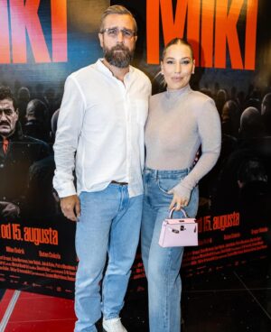 Dominika Cibulková Instagram - Par foto zo vcerajsej premiery filmu @mikifilm.sk 💥 Poviem len tolko,neskoro do noci som spracovala emocie z tohto filmu,odporucam vsetkymi 10timi ist na to do kina,zazitok naozaj stoji za to 😮‍💨 Chcela by som pogratulovat vsetkym kto sa podielali na tvorbe filmu 🙌🏻 a o vykone @milan_ondrik_official by som tu mohla pisat ody,ale napisem len jedno,som na teba strasne pysna 💪🏻🤍 #mikifilm