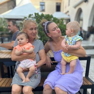 Dominika Kavaschová Instagram - Tieto twinsky nase su na zozratie❤️milujem ich jedinecnost odlisnost energiu nevinnost a nehu