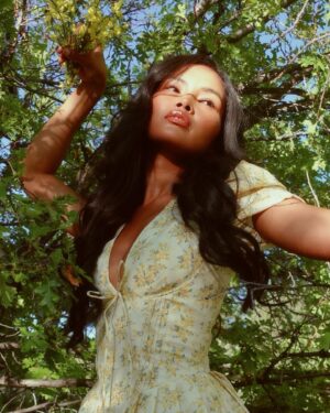 Dominique Defoe Instagram - ur fairy godmother giving u deliciously complicated love stories for the sake of ur ‘personal evolution’ and ‘creatively emotional artist journey’🧚🏾‍♀️🌼📖🍃🌾
