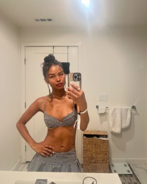 Dominique Defoe Instagram - feminine rage, feminine magic, it’s a f*cking femininomenon