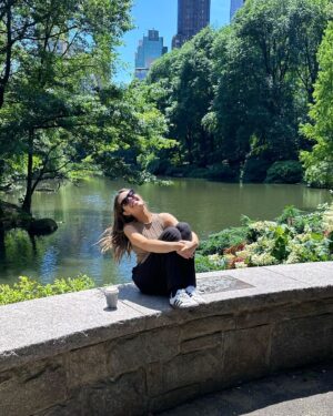 Domino Santantonio Instagram - JUNE 🫶🏼☀️🌳🍕🥁💙🏙️✨