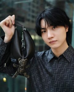 Actor Dori Sakurada HD Instagram Photos and Wallpapers August 2024