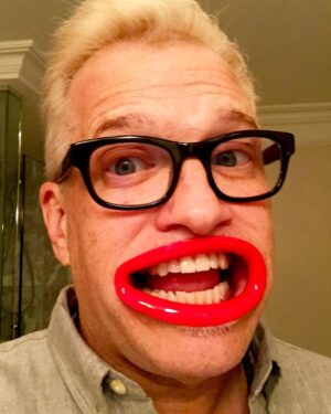 Drew Carey Instagram - Went to @themuseumofmodernart today! #NYC