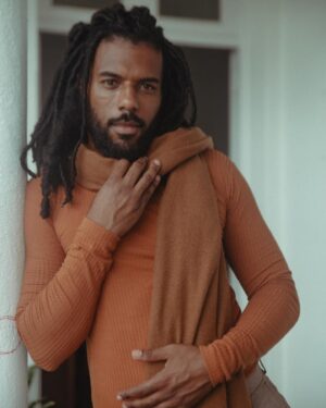 Dudu de Oliveira Instagram - 📸 @zschaber

Hair @trancasbanturj

Style @thiagoryan
