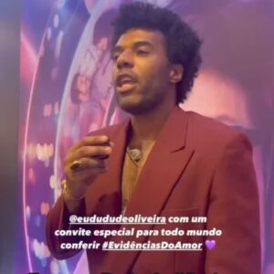 Dudu de Oliveira Instagram - #tbt Dumpzinho dessa Première carioca de “Evidências do Amor”, e também para avisar a todos vocês que a gente estreiou nos cinemas de todo Brasil.

Filme tá lindo, tem muito romance, humor, memória afetiva, muito evidencia, muito música chiclete. Filme pra família inteira, pra dançar e para cantar junto. A primeira semana é muito importante para manter o filme em cartaz.

@framboesa_filmes 

#evidenciasdoamor #evidencias