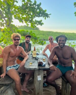 Dudu de Oliveira Instagram - Caraíva - Bahia - Jan/Fev - (2024) ☀️🍀🌊

#tbt #bahia #caraiva