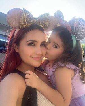 Dulce María Instagram - ❤️🥰🌟✨💫💥 @disneyworld.latino  gracias por tantas emociones 🤩🥳😍!!! 🙌🏼🧚🏻‍♀️