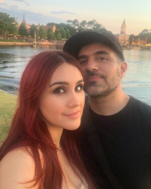 Dulce María Instagram - ❤️🥰🌟✨💫💥 @disneyworld.latino  gracias por tantas emociones 🤩🥳😍!!! 🙌🏼🧚🏻‍♀️