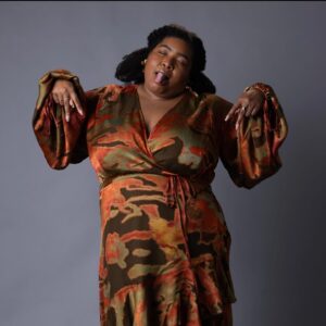 Dulcé Sloan Instagram - Look at God! Ya girl got nominated for an Emmy for HOSTING @thedailyshow ! Lil ole me! Thank you Lord!

📸: @pbsthephotographer 

#blessed #emmynominated #atlfinest