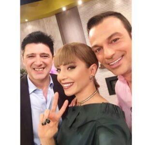 Duygu Çetinkaya Instagram - Başarı tesadüf değildir. #aramızdakalmasın
