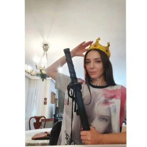 Duygu Çetinkaya Instagram - Büyük balonların eceli, küçük iğnelerdir.