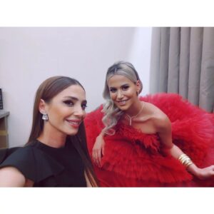 Duygu Çetinkaya Instagram - 🤍 canım benim bir ömür mutluluklar diliyorum, o güzel yüzünü hep gülsün...