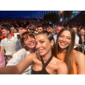 Duygu Çetinkaya Instagram - Ve bazen de; seninle konuşmak iyi geldi, diyebileceğin birisi olmalı.