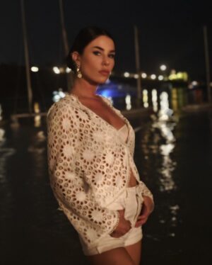 Duygu Şen Instagram - “Yaşıyorsun bu hayatı be Duygu!” 📸 by @emredolcel