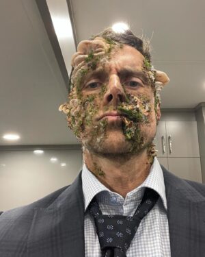 Dylan Bruce Instagram - Makeup 🔥🔥🔥 #thespiderwickchronicles #earthday @therokuchannel 
Now streaming for free :)