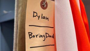 Dylan Saunders Instagram - America, meet Boring Dad. 🍞 And long live @duganoneal, @sbvtalent, @guyfieri and @kingshawaiian. #Flavortown