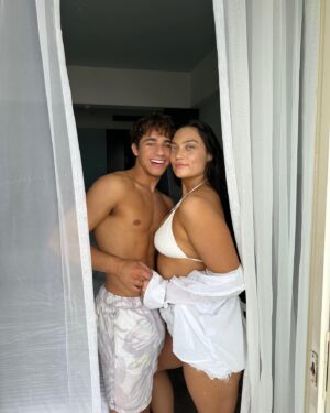 Easton Magliarditi Instagram - CABO🌊❤️‍🔥🏝️🩳🐚💦