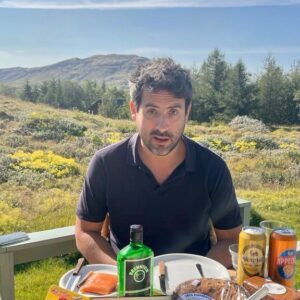 Ed Weeks Instagram - WEEKSEATS ICELAND! I try fermented shark, holy Jesus 🇮🇸😮
.
#iceland #foodreview #travel