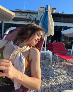 Eda Şölenci Instagram - girls, they want
wanna have fun, girls
wanna have
oh girls, girls just wanna have fun
huh huh

#gift