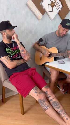 Eden Rodrigues Instagram - CABEÇA GRANDE @tierry 😂😂😂
