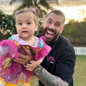 Eden Rodrigues Instagram - Como eu amo esses momentos com você minha filha! ❤️
@lizmadjarof