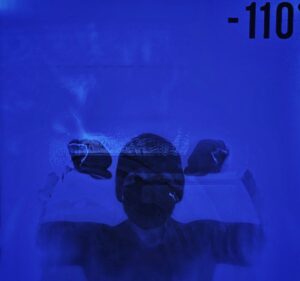 Edin Hasanović Instagram - Cool down, it’s just 4 Oscars.
Extreme edition needed. 

#allquietonthewesternfront 
#theoscars 

#minus110 #cryo #cryotherapy