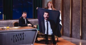 Edin Hasanović Instagram - Erste sensationelle Folge mit einer wie immer FANTASTISCHEN @fraubauerfeind in Bildern und Worten: 
CIABATTA, ATTENTIONHOES,  GEHIRNERSCHÜTTERUNG

Ab SOFORT in der @zdfmediathek

Und heute Abend 22:15 Uhr in @zdfneo 

ENJOY THE RIDE 🙏🏼♥️