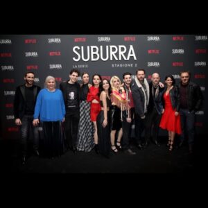 Eduardo Valdarnini Instagram - Da oggi Suburra torna su Netflix. 
Un progetto immenso che mi ha stregato e spinto a studiare, ad approfondire, a scoprirmi.

che mi ha permesso di conoscere persone meravigliose, appassionate, uniche, per me oggi una famiglia.

che in due anni è diventato un pezzo del mio cuore.

Grazie a tutti, grazie di tutto. 
Ci rivediamo nella Suburra. Noi contro tutti.