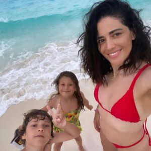 Edy Ganem Instagram - Summer lovin’ ❤️ 
I’ve got so many pics from Costa Rica, Bahamas and Bali so I’ll be sharing more. 
#BAHAMAS #EXUMA #Vacation #momlife #grateful