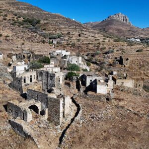 Eftyhis Bletsas Instagram - Μερικές από τις τοπ τοποθεσίες που επισκεφθήκαμε στο ταξίδι μας στην Τήνο. Μπορείτε να βρείτε 3 από αυτές; Και μήπως κανείς μπορεί να τα βρει όλα;

#tinos #cyclades #greece #happytraveller