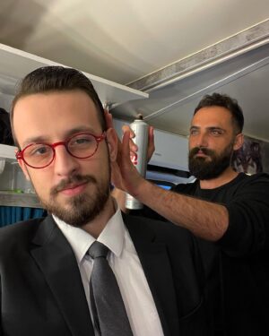 Ege Tanman Instagram - ege abi sen benden küçüktün ne ara büyüdün diyenlere dev hizmet : kaydır, küçült..