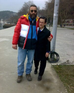 Ege Tanman Instagram - ege abi sen benden küçüktün ne ara büyüdün diyenlere dev hizmet : kaydır, küçült..