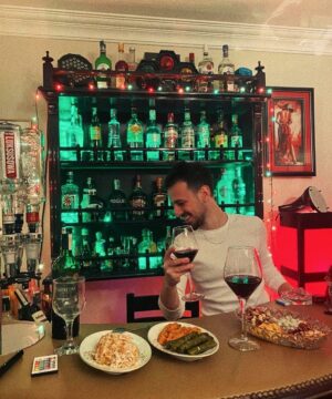 Ege Tanman Instagram - home is where the wine is 🍷