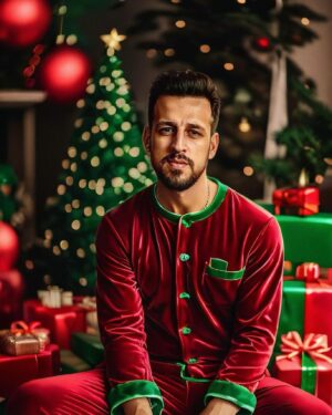 Ege Tanman Instagram - christmas concept ai 🎄
sizin favoriniz hangisi? 😍
teşekkürler @aifacecraft1