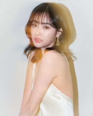 Eisaya Hosuwan Instagram - ✨🐝