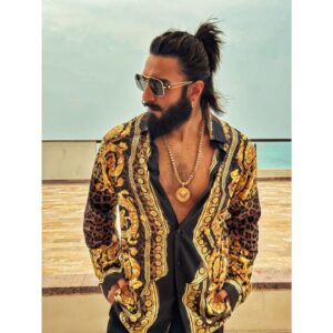 Eka Lakhani Instagram - Ranveer Singh ⭐️ 

Wearing @versace @reliancebrandsltd
Eyewear @versace @rkumaropticians
Footwear @jw_anderson

#StyledByEka with @itsfatimabaluch 
Style Team
@nandini._.khetan @krishadedhia13
@team___e
Dress Team @harikrishgk1 @ayaanansari18683
Hair @aalimhakim @mustaqeem_salmani
Makeup @mahadevnaik08
Pictures 1-5 @rohanshrestha
Pictures 6 and 7 @shijiulleri