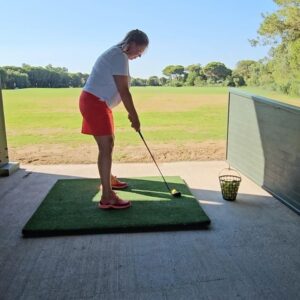 Ekaterina Skulkina Instagram - ⛳️ «Гольф – простая игра, только играть в неё трудно»☺️
Это было оооч захватывающе и интересно!
Я даже сама не ожидала, что будет так круто! 🏌🏼‍♀️
Сын тоже в восторге, и у него отлично получалось!🔥 (он на третьей фотографии)
Учитель наш - @ertugrulgozegu супер профессионал! 😎Сказал, что «You have great talent and potential that needs to be developed!» и подарил нам lucky ball. 
Эртугрул, спасибо большое! Надеюсь, что мы были хорошими учениками☺️ и сертификат не за горами🤩
А ещё «we sincerely wish you victories in all tournaments in which you participate»🪄✨