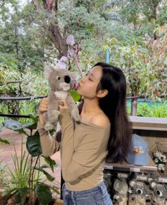 Actress Elaine Ho HD Instagram Photos and Wallpapers August 2024