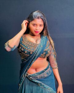 Actress Elakkiya HD Instagram Photos and Wallpapers December 2023