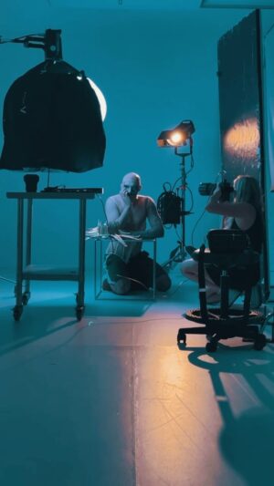 Elektra Shock Instagram - A sneak preview of this weekends shoot! 🤫
It’s always a pleasure of working with @sachastejko , her work is on another level! I can’t wait for you all to see these incredible and powerful images 📸💄🧟‍♂️

🎥: @mtofuu