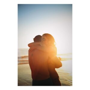 Elena Furiase Instagram - Las fotos de @mielsierra 📸 🫠
Qué suerte que os tengamos a ti, y al sol..🌅