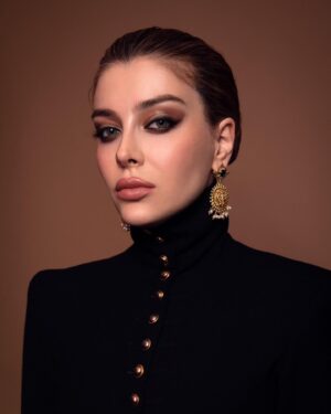 Elena Satine Instagram - Aging gracefully into a Disney villain. Happy Birthday to me (polishes poison apple).